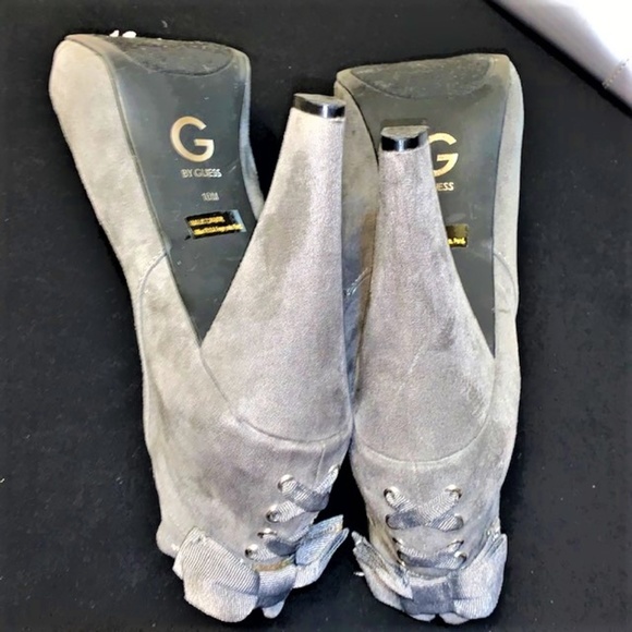 G by GUESS 'Tarrah Shooties - Picture 2 of 7